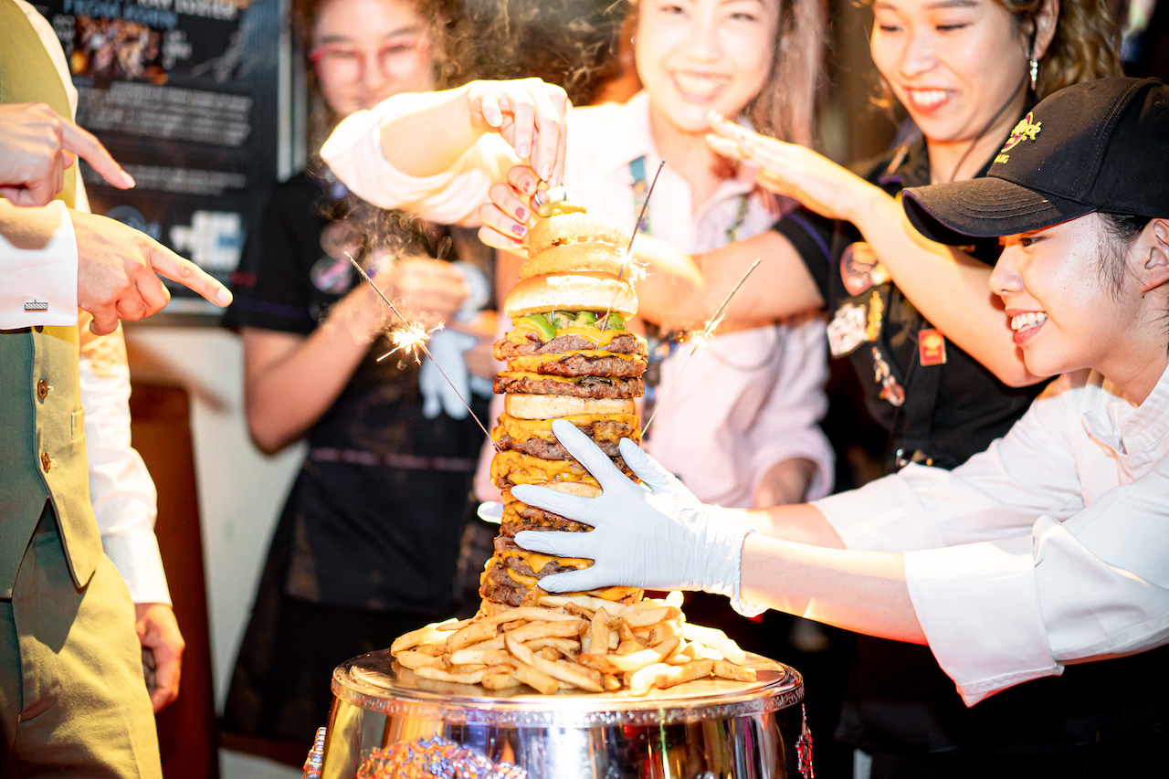 会場紹介：Hard Rock Cafe Osaka 大阪で少人数結婚式（家族婚おうち婚）をするならパーティーアップウェディング